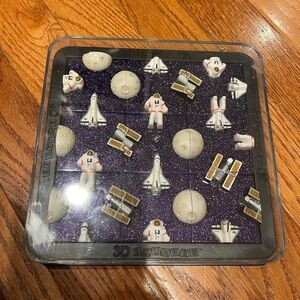 VINTAGE 1998 3D SQUARES SPACE ASTRONAUT SHUTTLE MOON PLASTIC PUZZLE